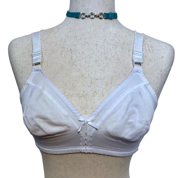 Bali NWOT White Bra Women 34B - Picture 1 of 10